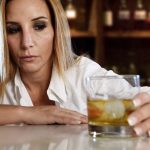 i38316-alcoolisme-feminin-les-signes-qui-ne-trompent-pas